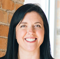 serviceteamleder Sophie Hartwell, kundeservicechef, portræt